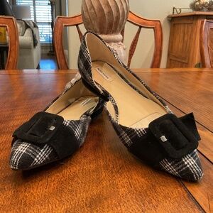 Alex Marie Shoes Black And White Pointy Tie Flats With Buckle